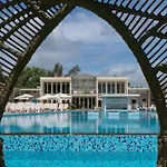 Resort Plana &
