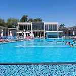 Resort Plana & 4*