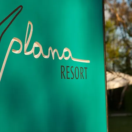 Rezort Plana & 4*